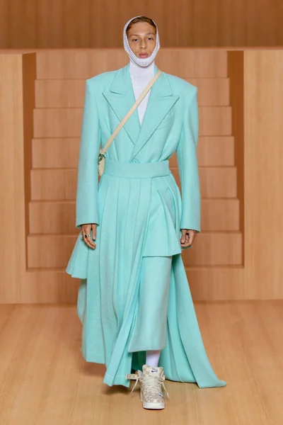 Look 69